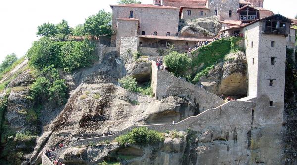 muntele credintei anahoreti si asceti