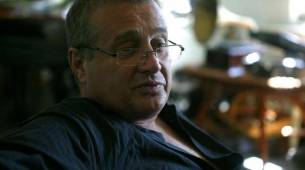 mircea dinescu audiat de procurori in dosarul revolu iei