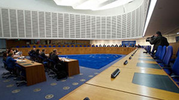 procesul privind implicarea poloniei in transferurile extraordinare ale cia a inceput la cedo