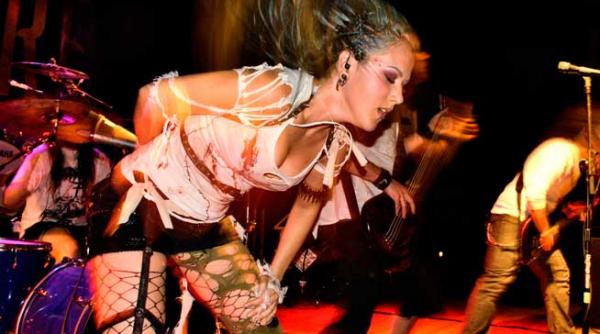 grupul the agonist din canada o noua confirmare la rockstadt extreme fest 2014