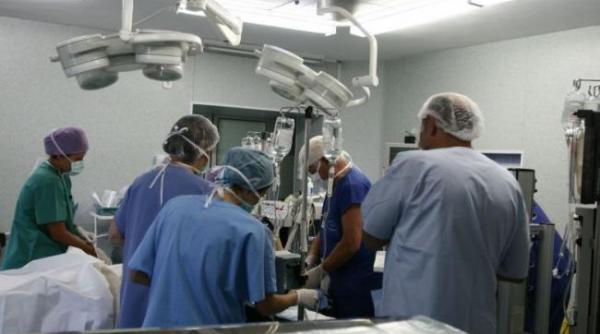 inventie romaneasca revolutionara in microchirurgie premiata la bruxelles