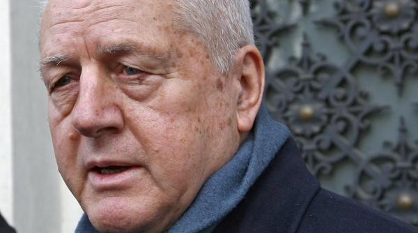 cel mai longeviv conducator din fotbalul romanesc grav bolnav jean padureanu are probleme cu memoria si nu si mai recunoaste familia