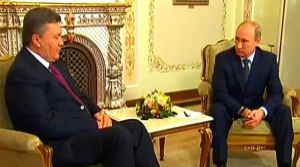 ianukovici i putin s au intalnit la soci i au discutat despre parteneriatul strategic