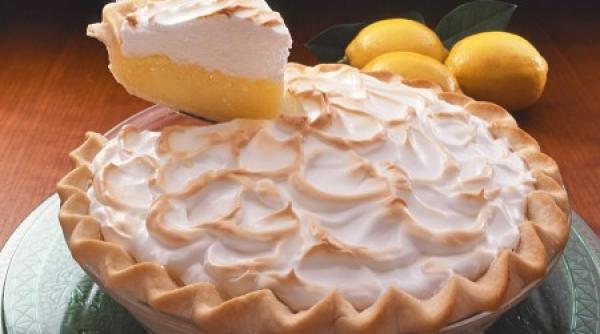 reteta zilei tarta cu mere lamaie si mereng