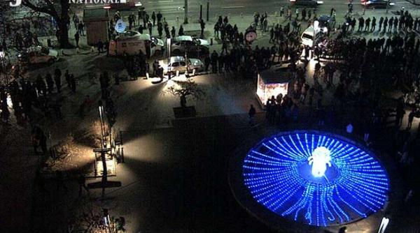 proteste impotriva gazelor de sist in piata universitatii un manifestant transportat la spital