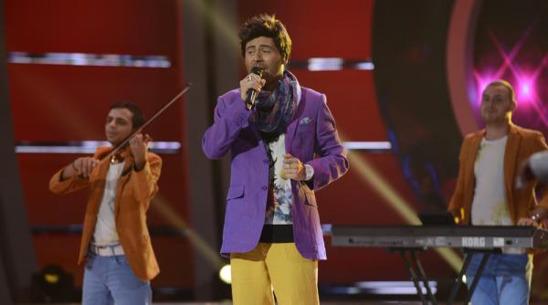 matteo i mike diamondz canta cu instrumenti tii lui pepe i ai lui jean de la craiova