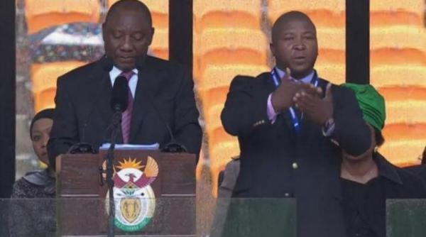 guvernul sud african a prezentat scuze surzilor pentru traducerea ceremoniei dedicate lui mandela