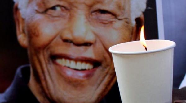 nelson mandela inmormantare qunu