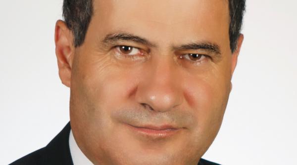 deputat trimis in judecata pentru ca si a angajat fiica la propriul birou parlamentar