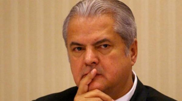 instanta a ramas in pronuntare in dosarul zambaccian adrian nastase si copertile dosarului sunt politice