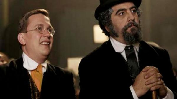 actorul ovidiu niculescu noi traim zi de zi o singura zi ca fluturii mereu in prezent mereu intre agonie i extaz