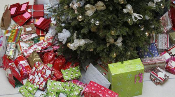 sase francezi din zece si ar vinde cadourile primite de craciun