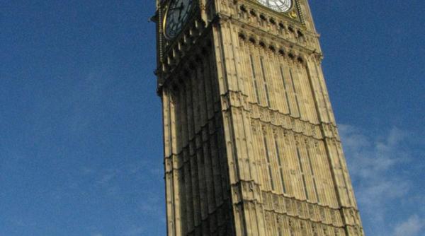 unde dai si unde crapa reducerea imigratiei ar putea duce la contractarea cu 11 a economiei britanice studiu