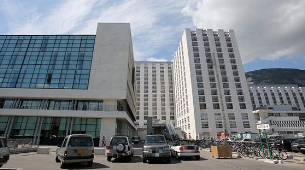 un jurnalist deghizat in preot a incercat sa patrunda in rezerva lui schumacher