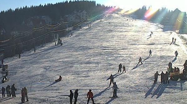 turisti batuti la ranca pentru ca nu doreau sa asculte manele