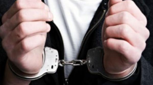 un evadat din penitenciarul miercurea ciuc prins intr o scara de bloc din zarnesti