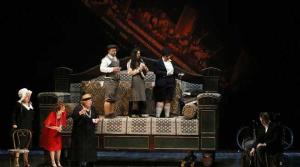 detoxifiere prin teatru la inceput de an in salile de spectacol publicul poate beneficia de o cura de cultura