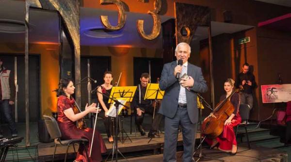 cand comedia a implinit 53 de ani mai multe generatii de actori au sarbatorit teatrul din centrul vechi al bucurestiului