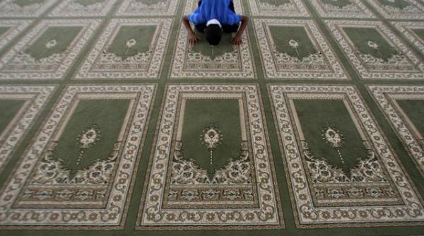 misterele din ambasada palestiniana de la praga