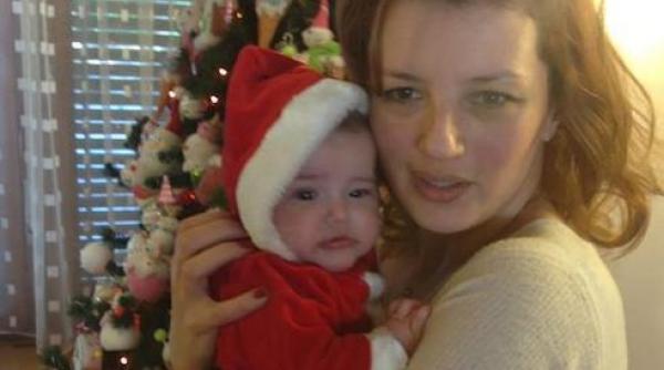 eba si a felicitat sora pe facebook de ziua onomastica ioana cea mai buna matusa din lume pentru sofia