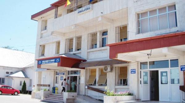 cei trei medici de la spitalul targu carbunesti retinuti pentru luare de mita au fost arestati