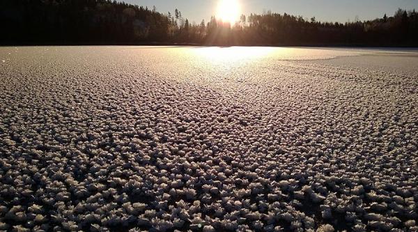 fenomen rar surprins in imagini spectaculoase ce se intampla in finlanda intr o anumita perioada a anului video