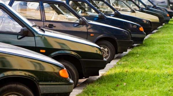 romania saracie valoarea medie a unei masini sh vanduta este de 3 500 de euro