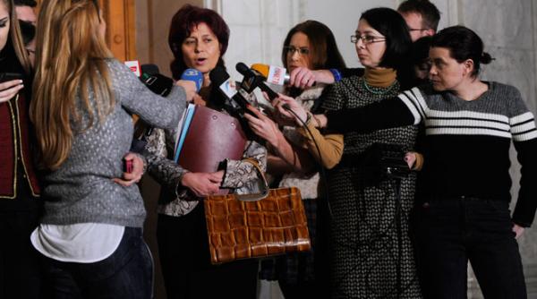 secretara primariei nana adrian radulescu a inregistrat ferma presedintelui in registrul agricol