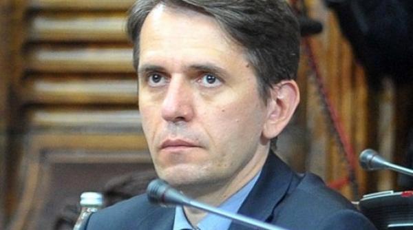 posibile alegeri anticipate in serbia ministrul sarb al economiei a demisionat