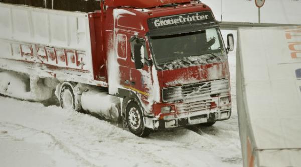 blocajele recente ale transportatorilor rutieri ar putea genera pierderi de 300 milioane euro pentru economie