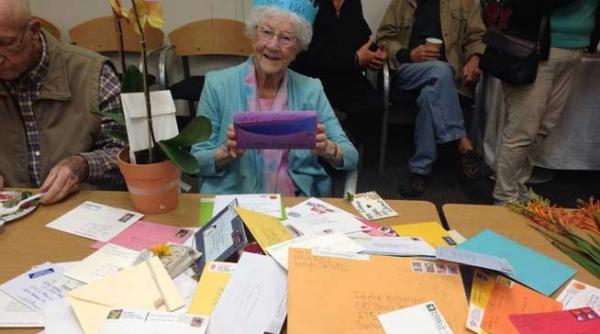 cea mai batrana utilizatoare de facebook are 106 ani