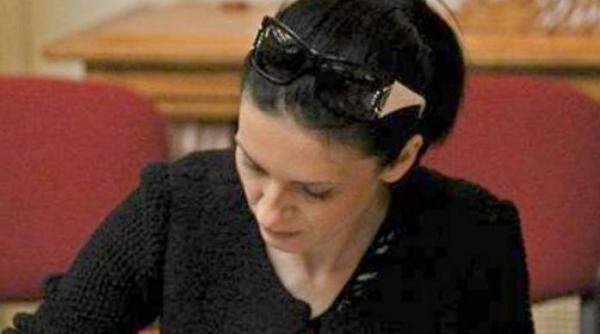 fostul director de cabinet al ministrului mariana campeanu condamnata la trei ani de inchisoare cu executare