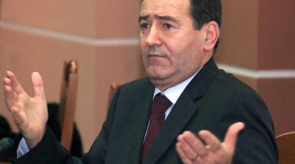 generalul ramas de lemn tanase romatsa este locul unde sunt reciclate epavele politicienilor