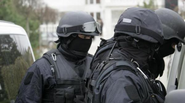 hot prins sarut adn paris