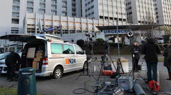 nu schumacher nu a murit spitalul din grenoble a fost nevoit sa dezminta decesul campionului de formula 1