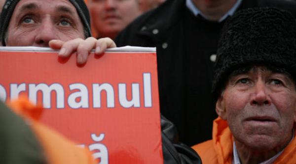 miting pdl in capitala organizatorii asteapta 15 000 de persoane 300 de jandarmi vor asigura ordinea