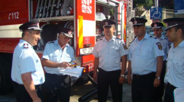 romatsa a trimis isu neamt sa salveze de pe lacul bicaz o ambarcatiune esuata semnalul venea de fapt din franta