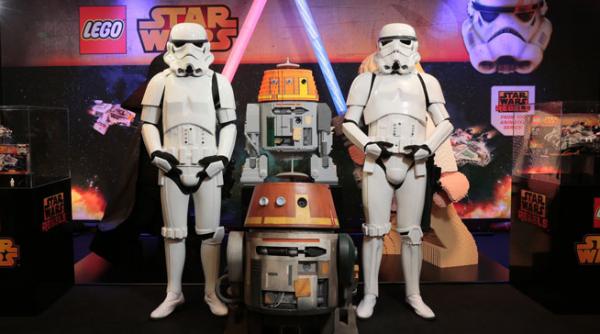 avanpremiera la razboiul stelelor rebelii