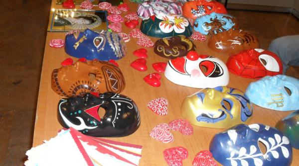 detinutii de la jilava i au intampinat pe bucuresteni cu flori si culori la palatul sutu