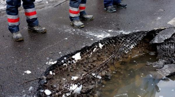 zeci de strazi din bucuresti intra in reparatii capitale unde se vor executa lucrarile