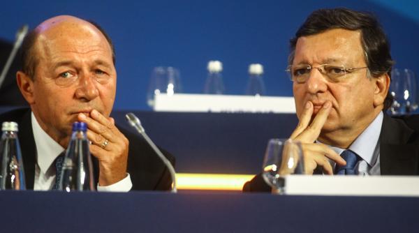 basescu se intalneste la bruxelles cu barroso discutiile vor acoperi o serie de chestiuni curente europene