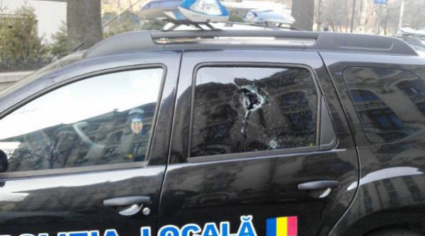 o masina a politiei locale sector 6 lovita in trafic doi politisti raniti usor