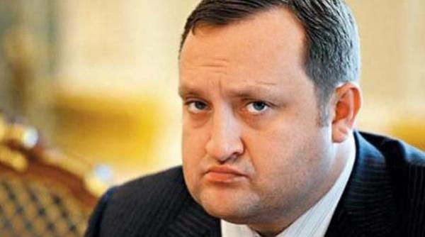 premierul ucrainean despre violentele de la kiev o incercare a radicalilor de a acapara puterea prin forta