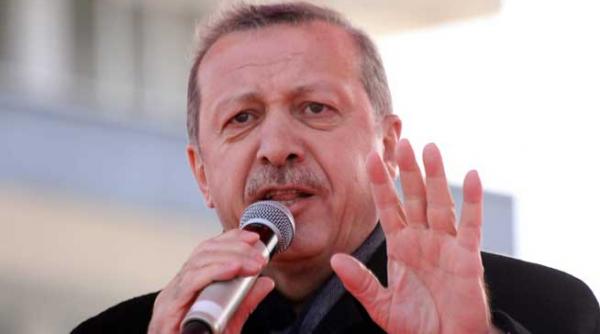 turcia mii de persoane puse sub ascultare inclusiv premierul