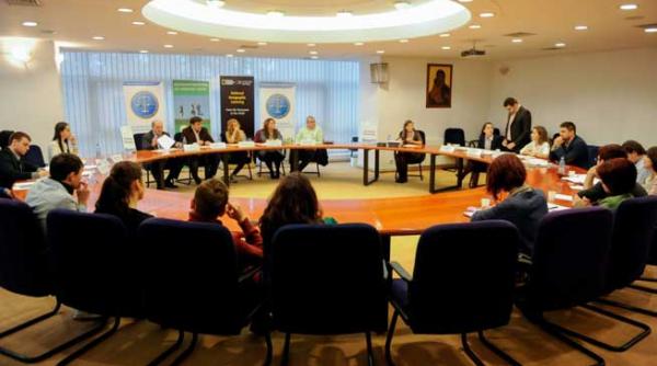 romania monarhie sau republica tema finalei dezbate romania