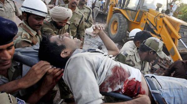 tragedie in thailanda 11 morti dupa prabusirea unui spital in constructie