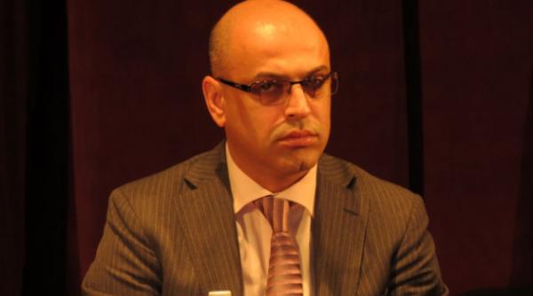 prim procurorul parchetului ialomita trimis in judecata pentru favorizarea infdractorului santaj si trafic de influenta