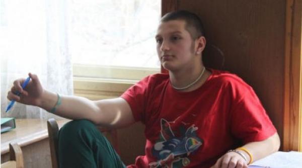 apelul unui profesor pentru elevul sau bolnav de cancer nu mai am timp trebuie sa fac tot ce pot pentru a l ajuta