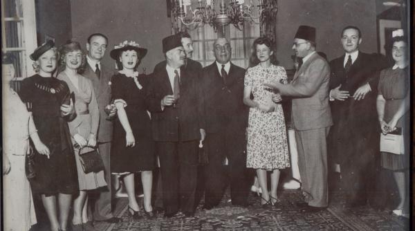 exclusiv tanase cel din spatele nasului 4 amintiri din vremea liceului si a militariei