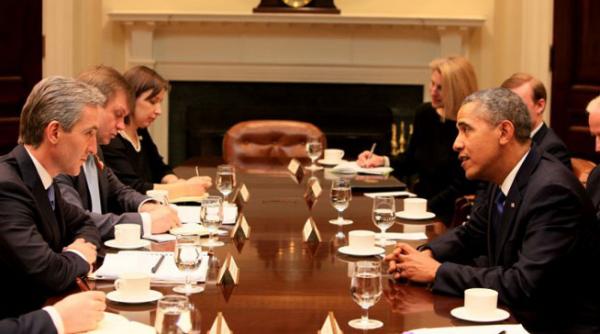 intrevedere surpriza la casa alba intre barack obama si iurie leanca sua isi afiseaza sprijinul pentru republica moldova pe fondul crizei din ucraina